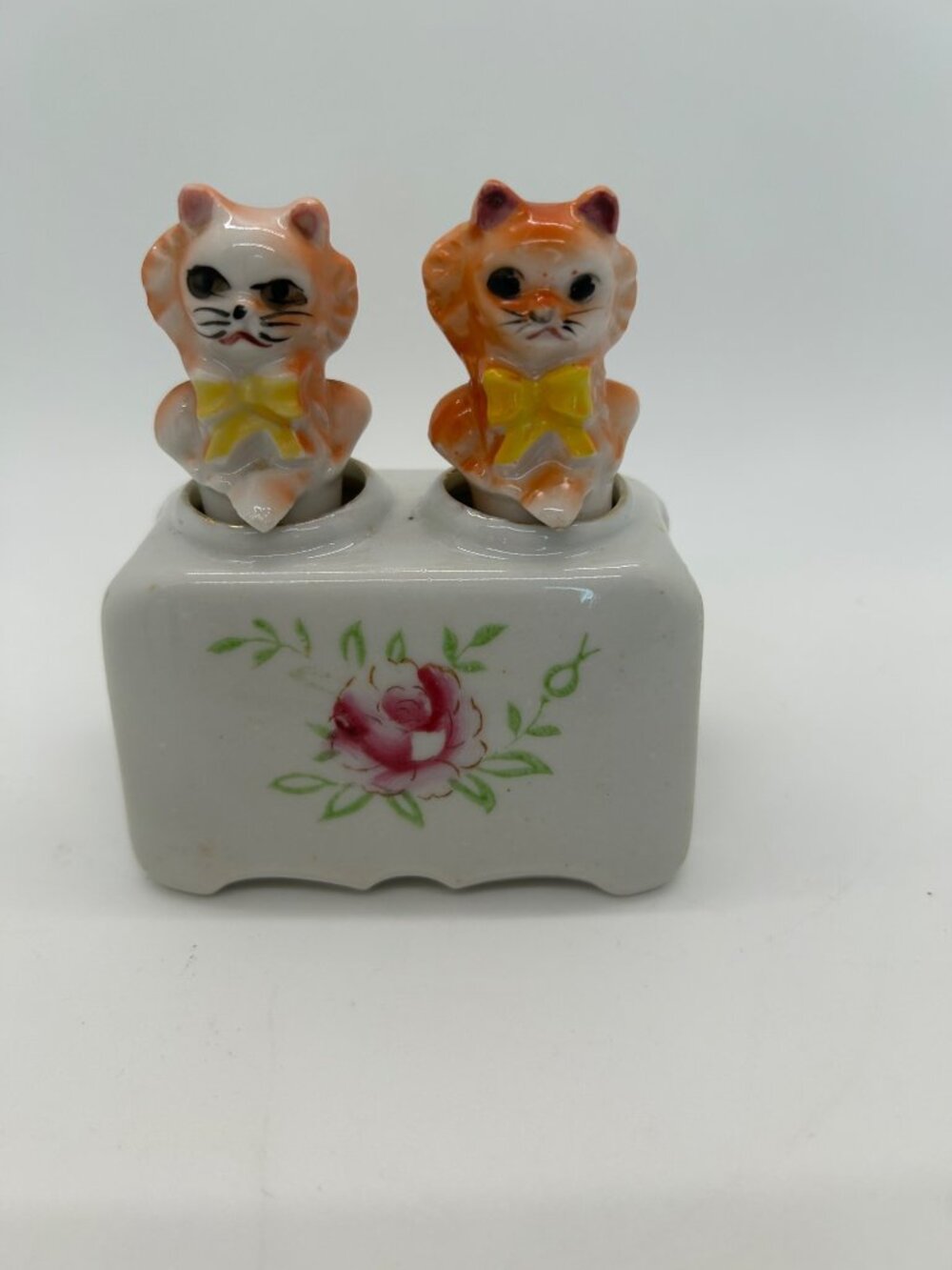 Vintage Ceramic Cat Salt & Pepper Shakers Nodders Floral Base Orange & White - Picture 7 of 16